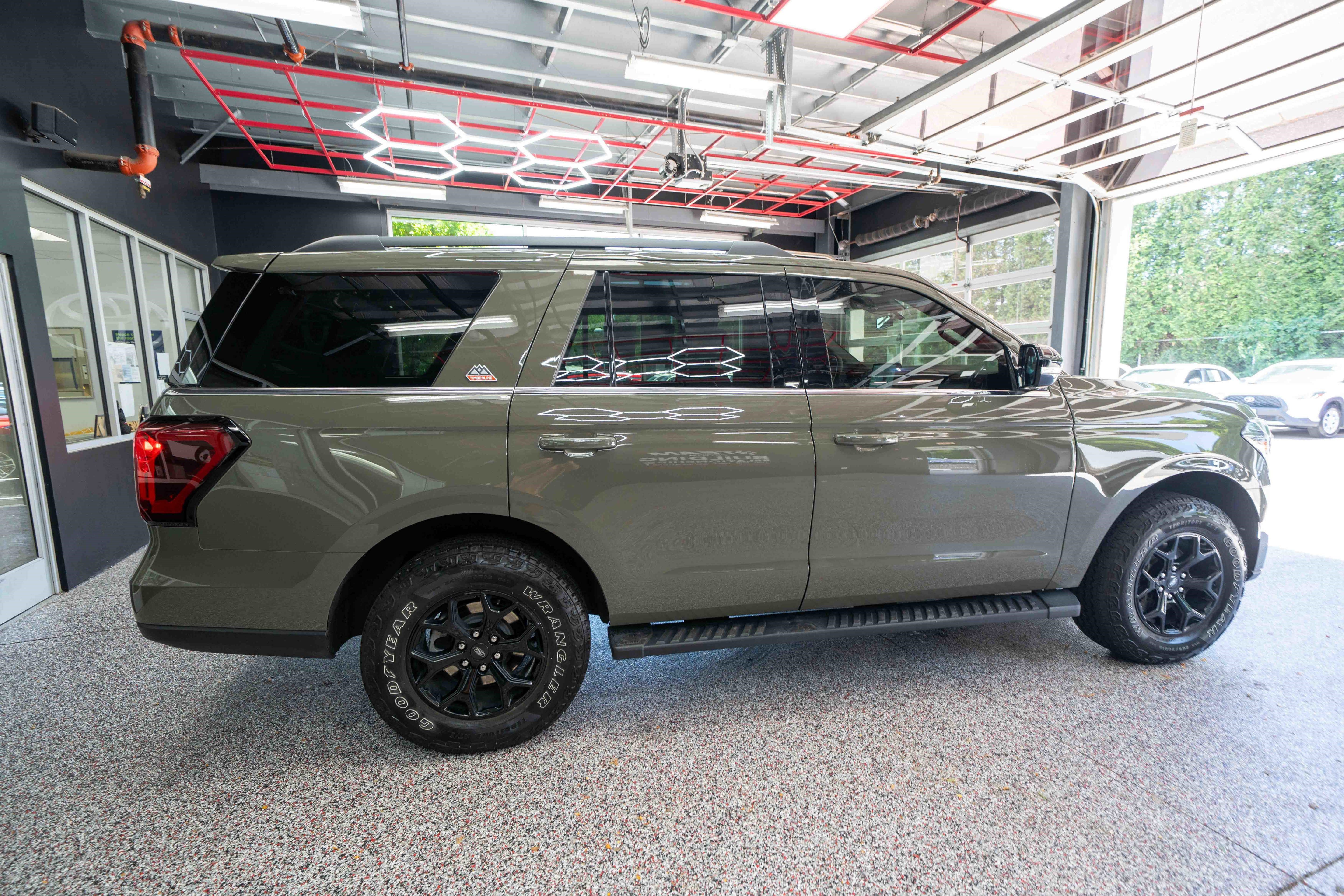 Used 2024 Ford Expedition Timberline AWD/4WD image 4
