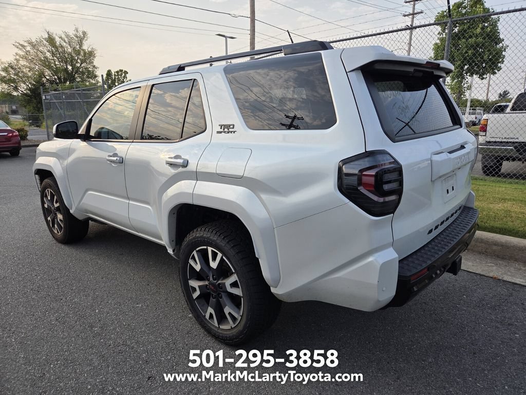 Used 2025 Toyota 4Runner TRD Sport AWD/4WD image 9