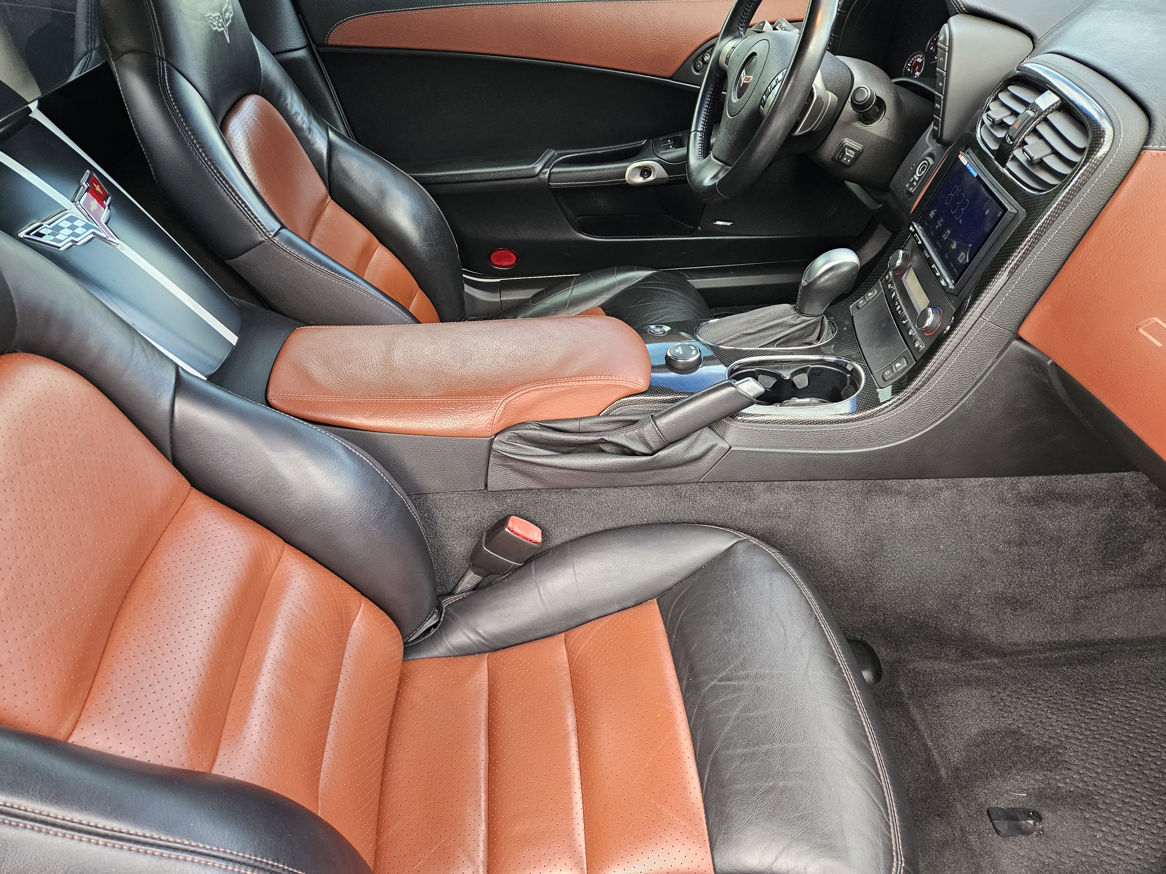 Used 2010 Chevrolet Corvette Convertible w/ Preferred Equipment Group image 16