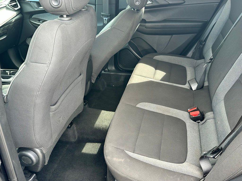 Used 2025 Chevrolet TrailBlazer LT AWD/4WD image 7