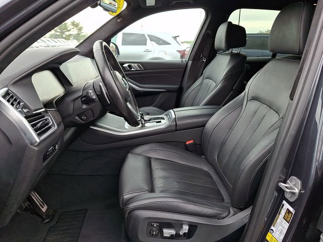 Used 2022 BMW X5 xDrive40i w/ M Sport Package AWD/4WD image 13