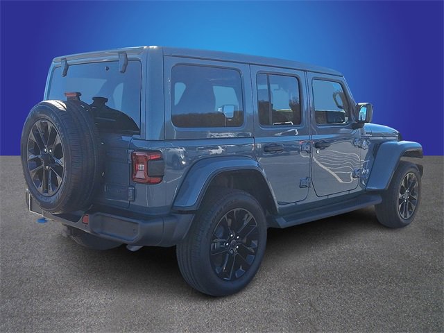 Used 2024 Jeep Wrangler Unlimited Sahara w/ Technology Group image 4