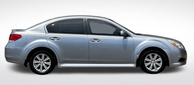 Used 2012 Subaru Legacy 2.5i Premium AWD/4WD image 10