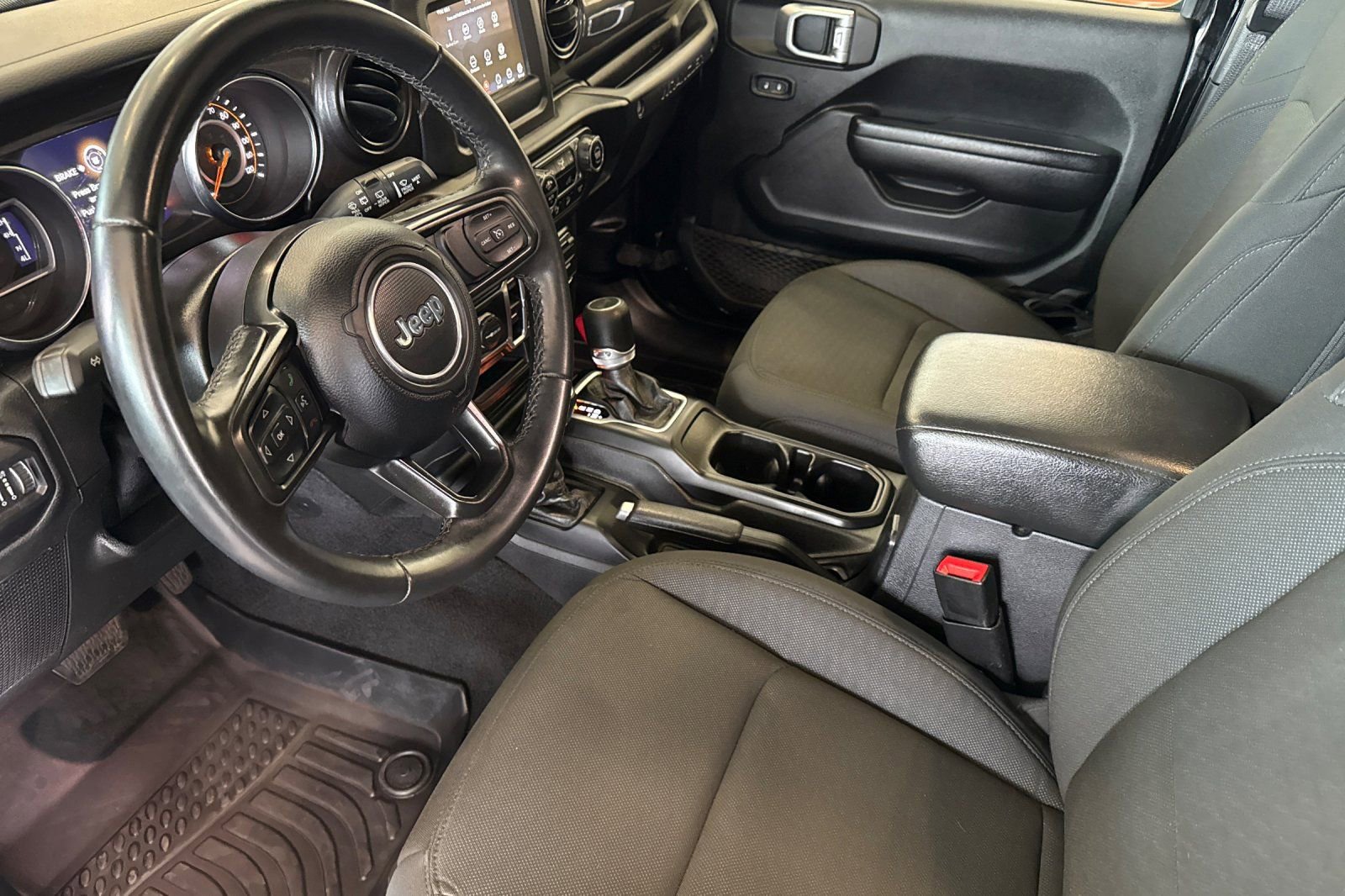 Used 2020 Jeep Wrangler Unlimited Sport image 9