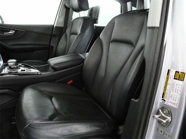 Used 2017 Audi Q7 3.0T Prestige w/ Prestige Package image 17