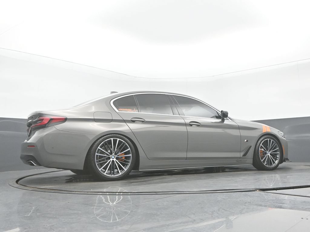 Used 2021 BMW 530i w/ Premium Package RWD image 32