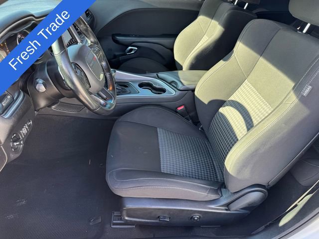 Used 2019 Dodge Challenger R/T w/ Driver Convenience Group image 8