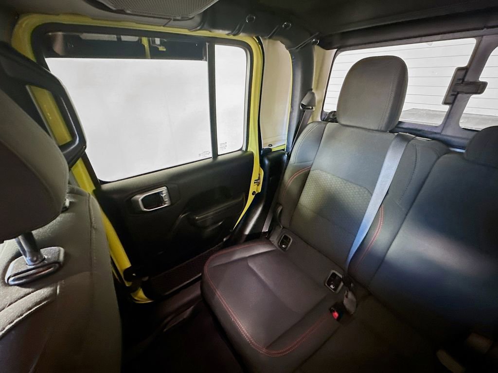 Used 2023 Jeep Gladiator Rubicon image 12