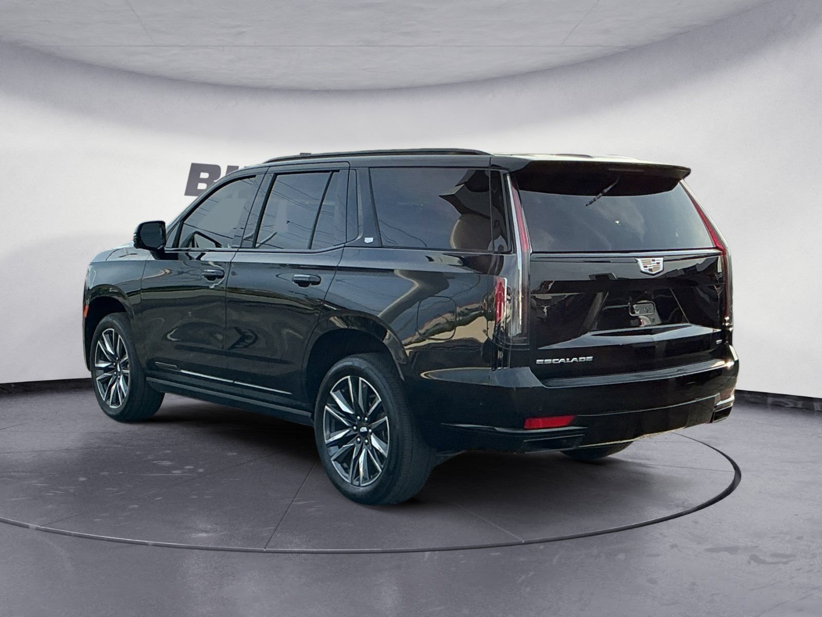 Used 2023 Cadillac Escalade Sport Platinum AWD/4WD image 3