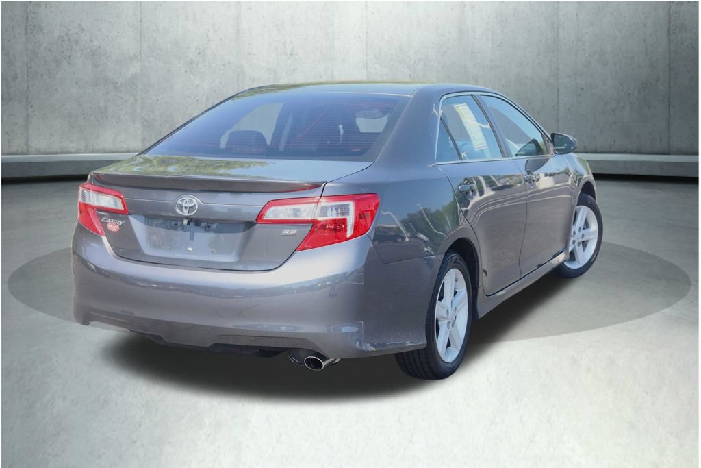 Used 2013 Toyota Camry SE FWD image 9
