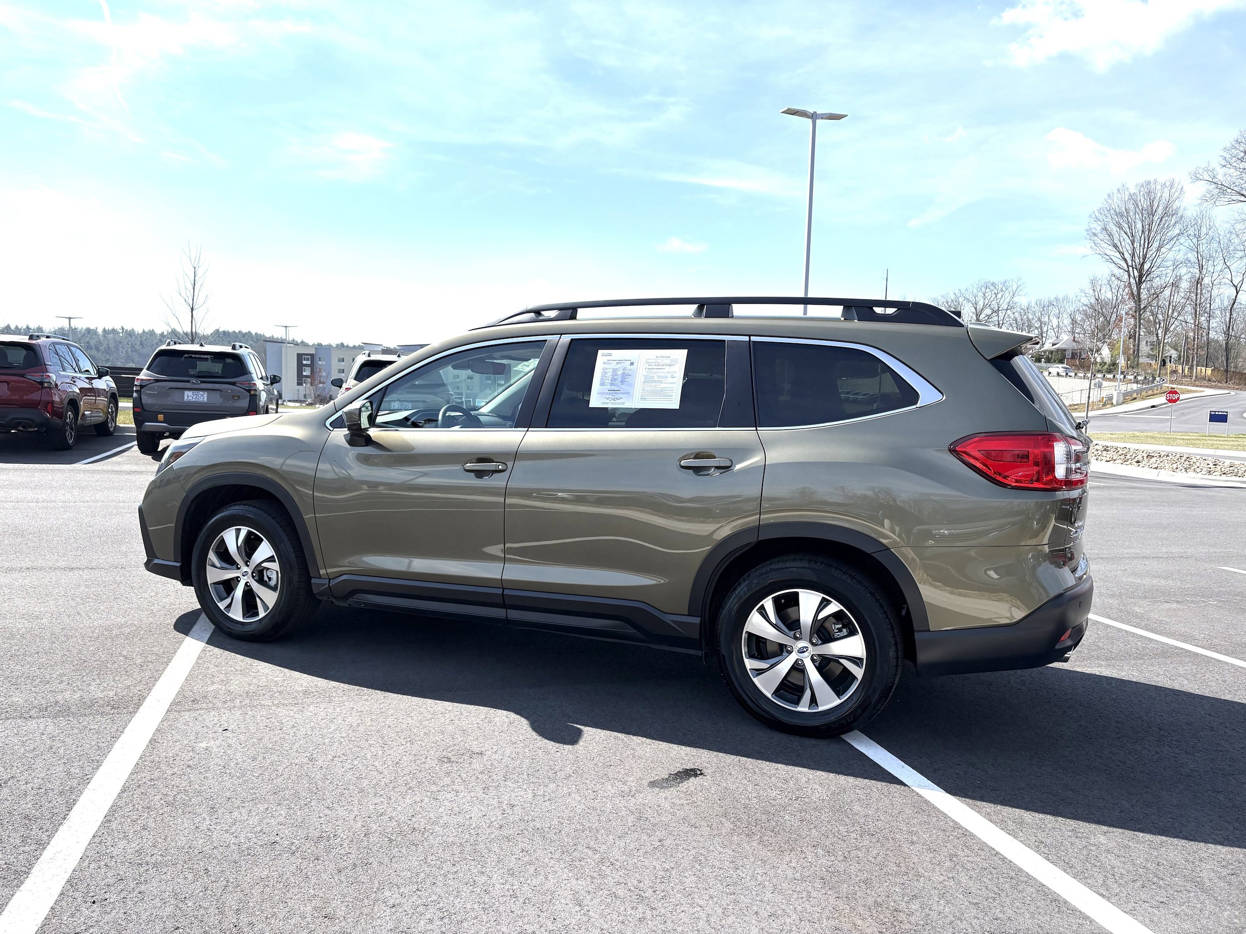 Certified 2025 Subaru Ascent Premium AWD/4WD image 5