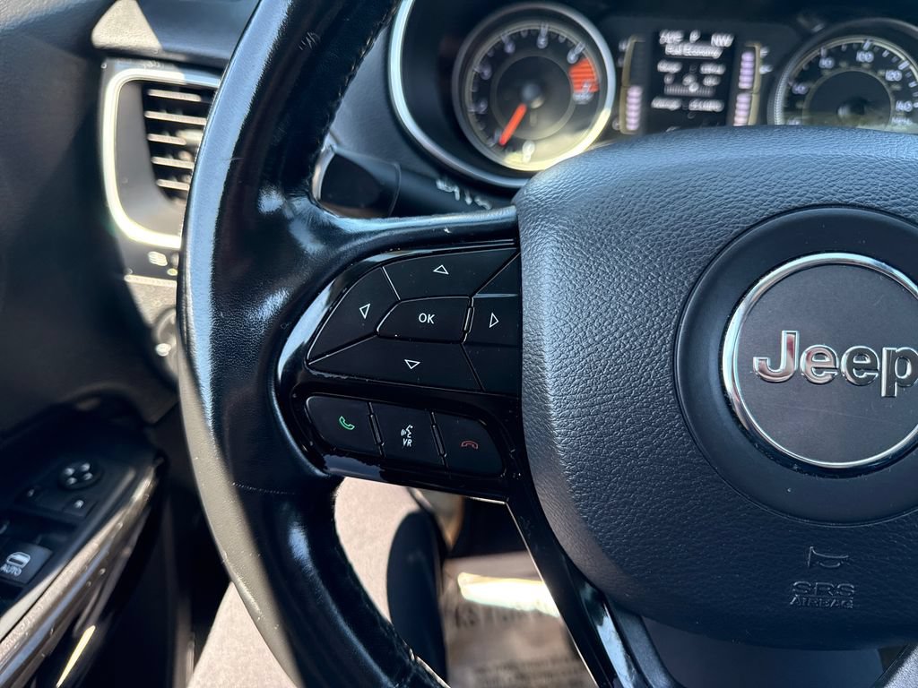 Used 2020 Jeep Cherokee Latitude Plus AWD/4WD image 43
