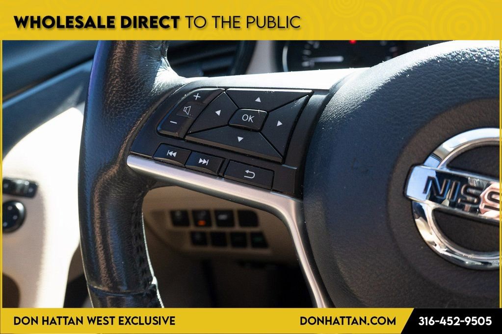 Used 2017 Nissan Rogue SV w/ SV Premium Package image 11