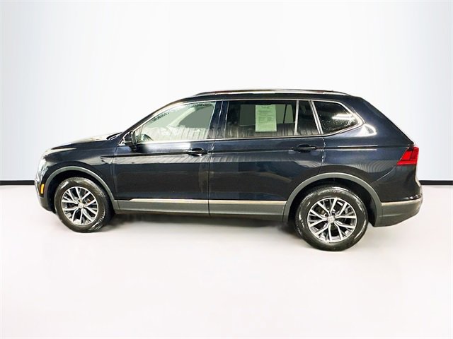 Used 2020 Volkswagen Tiguan SE w/ Panoramic Sunroof Package image 4