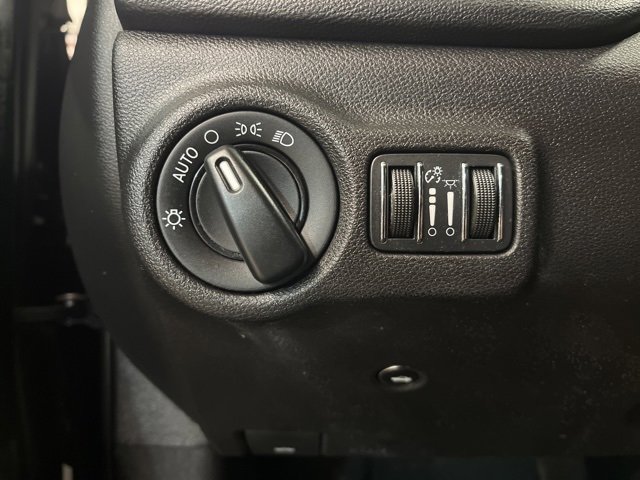 Used 2014 Dodge Dart SXT image 16