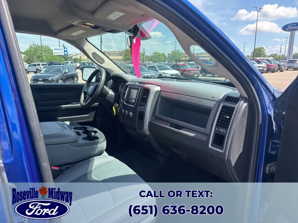 Used 2017 RAM 1500 ST AWD/4WD image 30