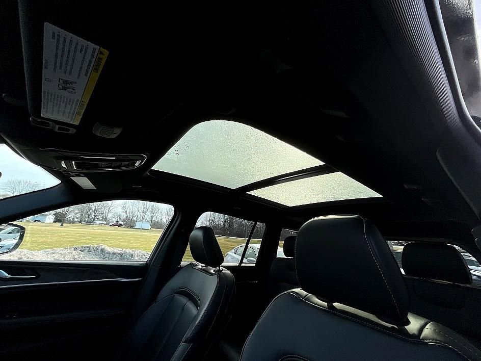 New 2026 Jeep Grand Cherokee Limited w/ Limited Altitude Package image 27