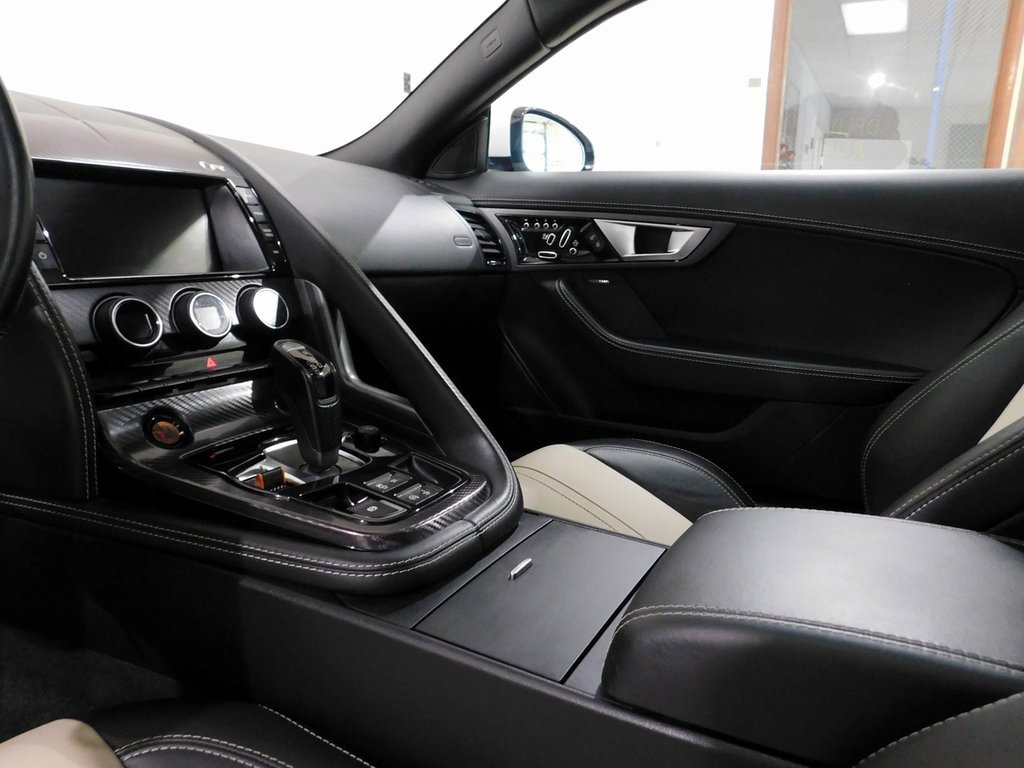 Used 2015 Jaguar F-TYPE R image 66