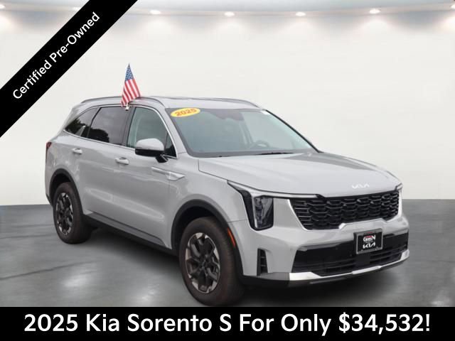 Used 2025 Kia Sorento S