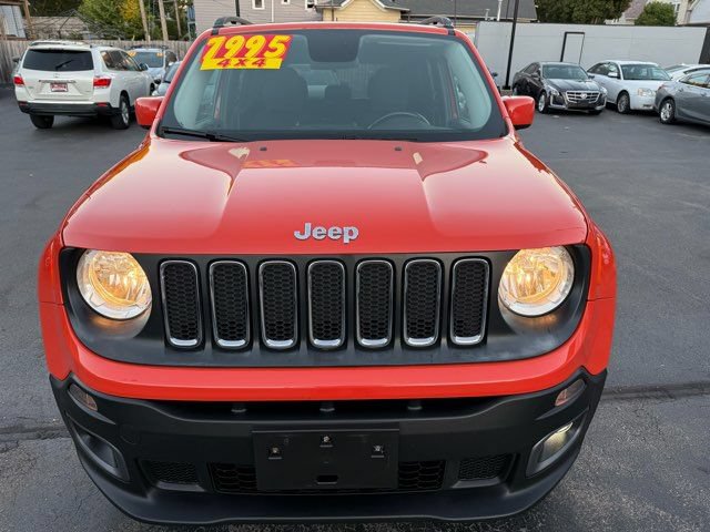 Used 2015 Jeep Renegade Latitude AWD/4WD image 2