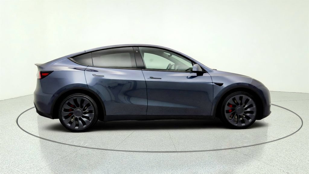 Used 2022 Tesla Model Y Performance AWD/4WD image 4
