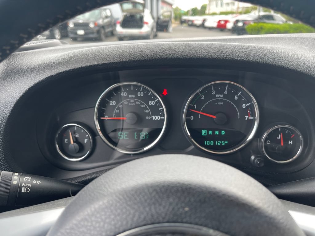 Used 2015 Jeep Wrangler Unlimited Sport AWD/4WD image 22