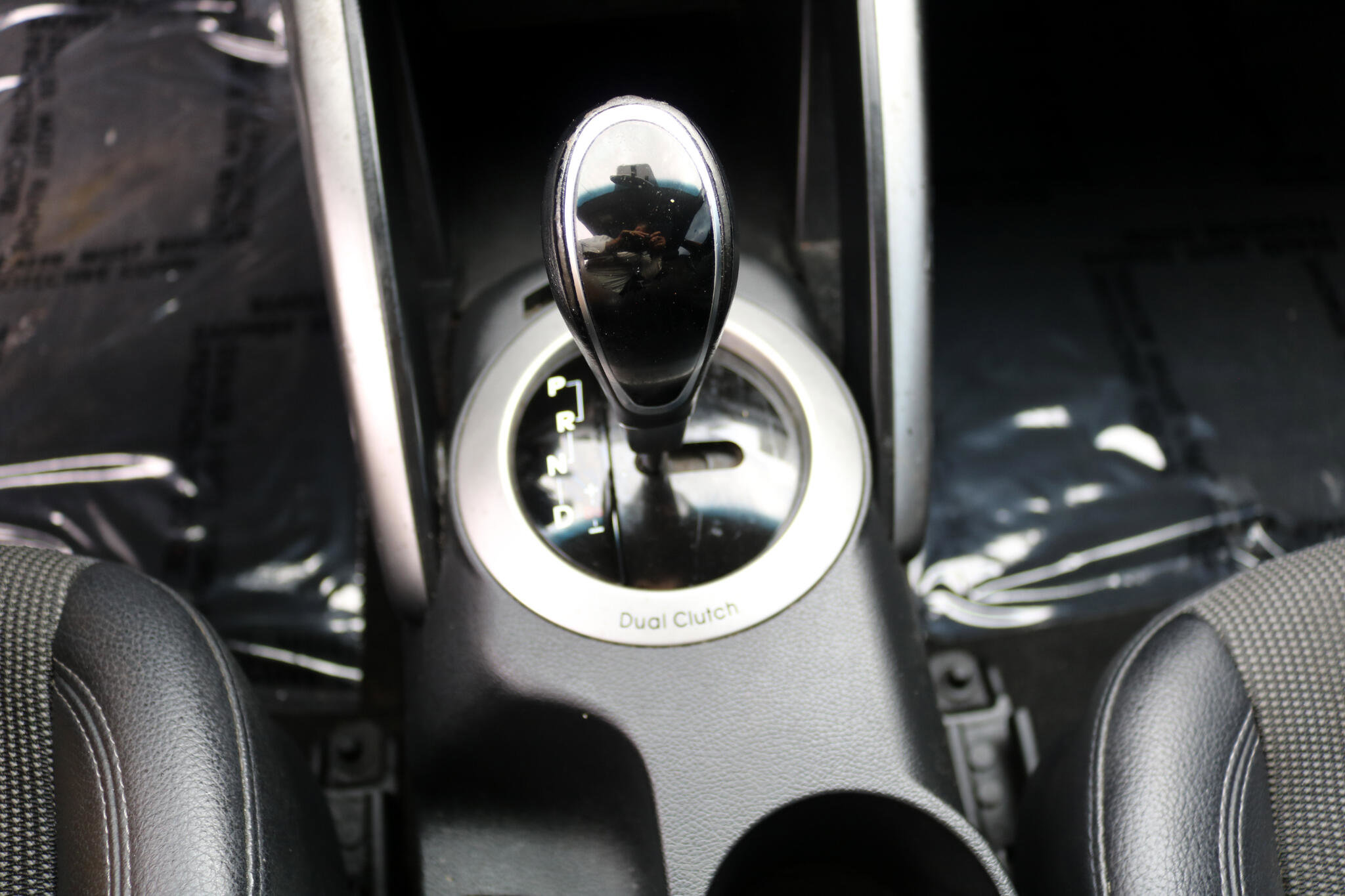 Used 2015 Hyundai Veloster w/ Option Group 03 image 27