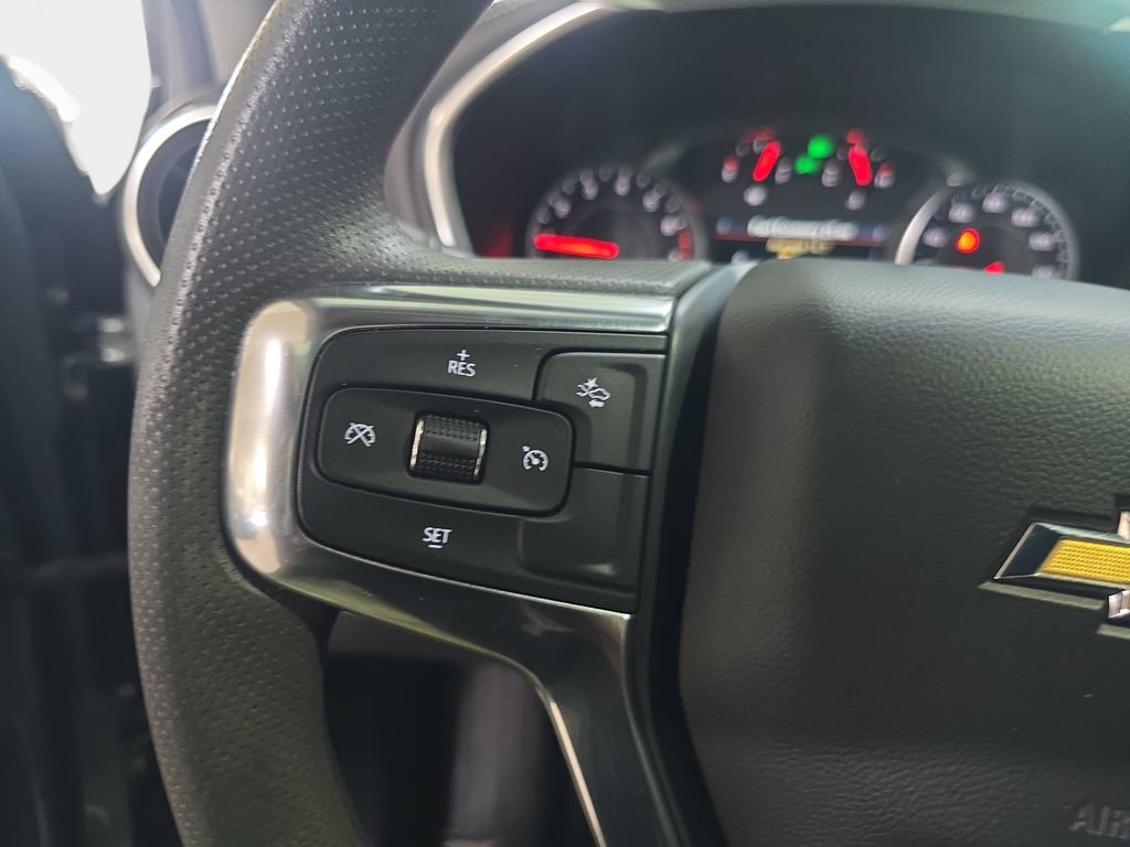 Used 2025 Chevrolet Blazer LT FWD image 20