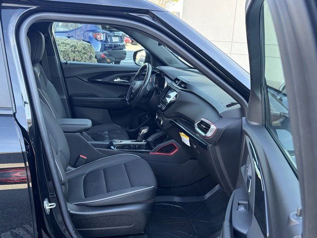 Used 2023 Chevrolet TrailBlazer RS w/ Sun and Liftgate Package image 27