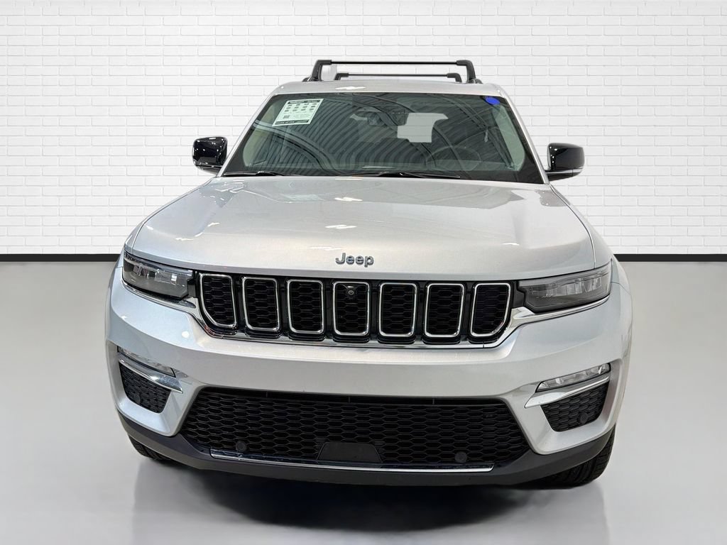 Used 2023 Jeep Grand Cherokee 4WD 4xe w/ Luxury Tech Group II image 2