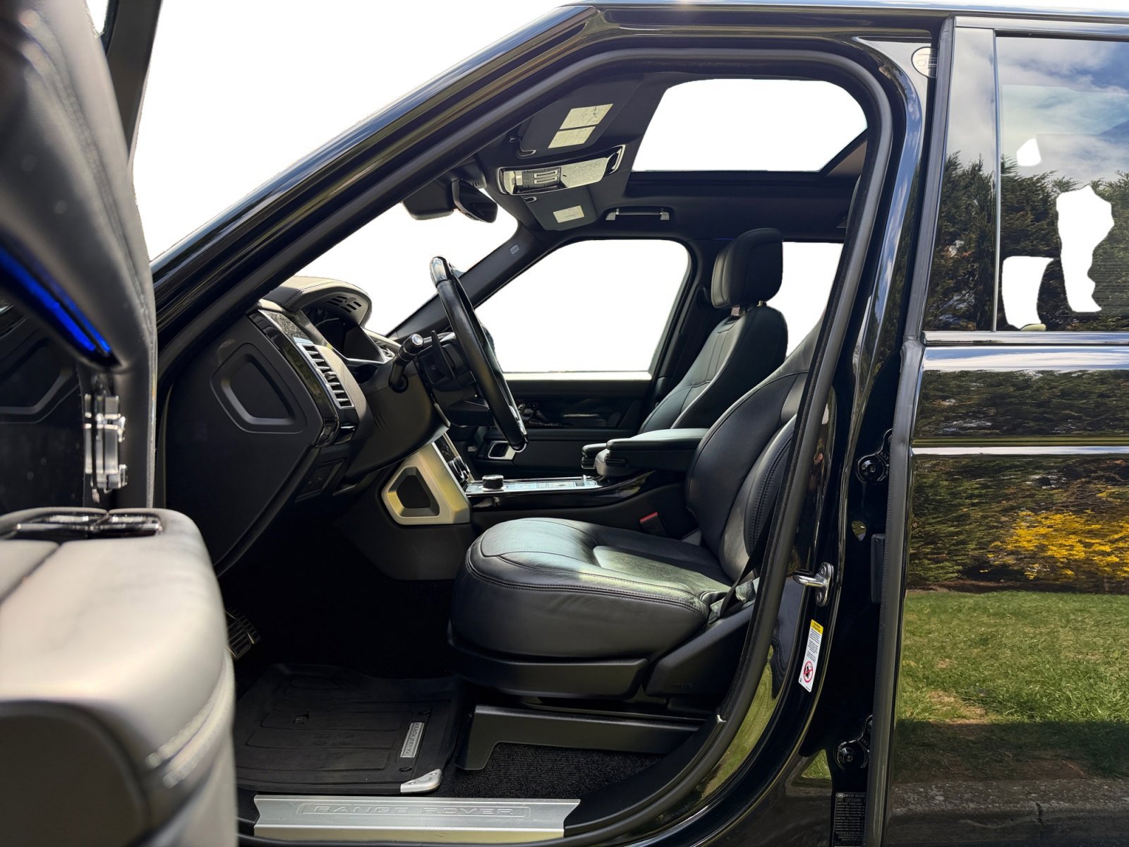 Used 2022 Land Rover Range Rover Westminster Edition AWD/4WD image 10