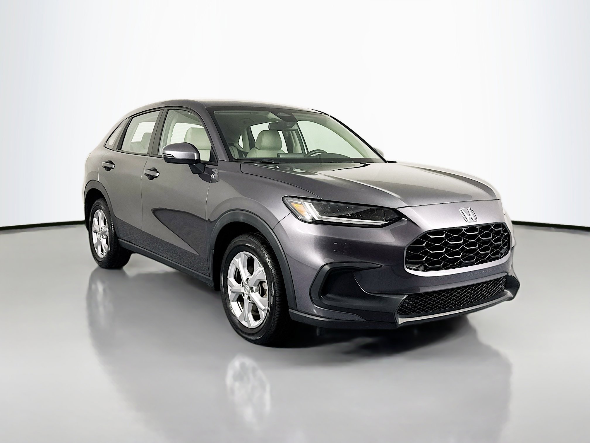 Certified 2023 Honda HR-V LX image 3