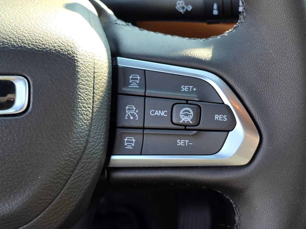 Used 2024 Jeep Compass Limited w/ Elite Group image 18