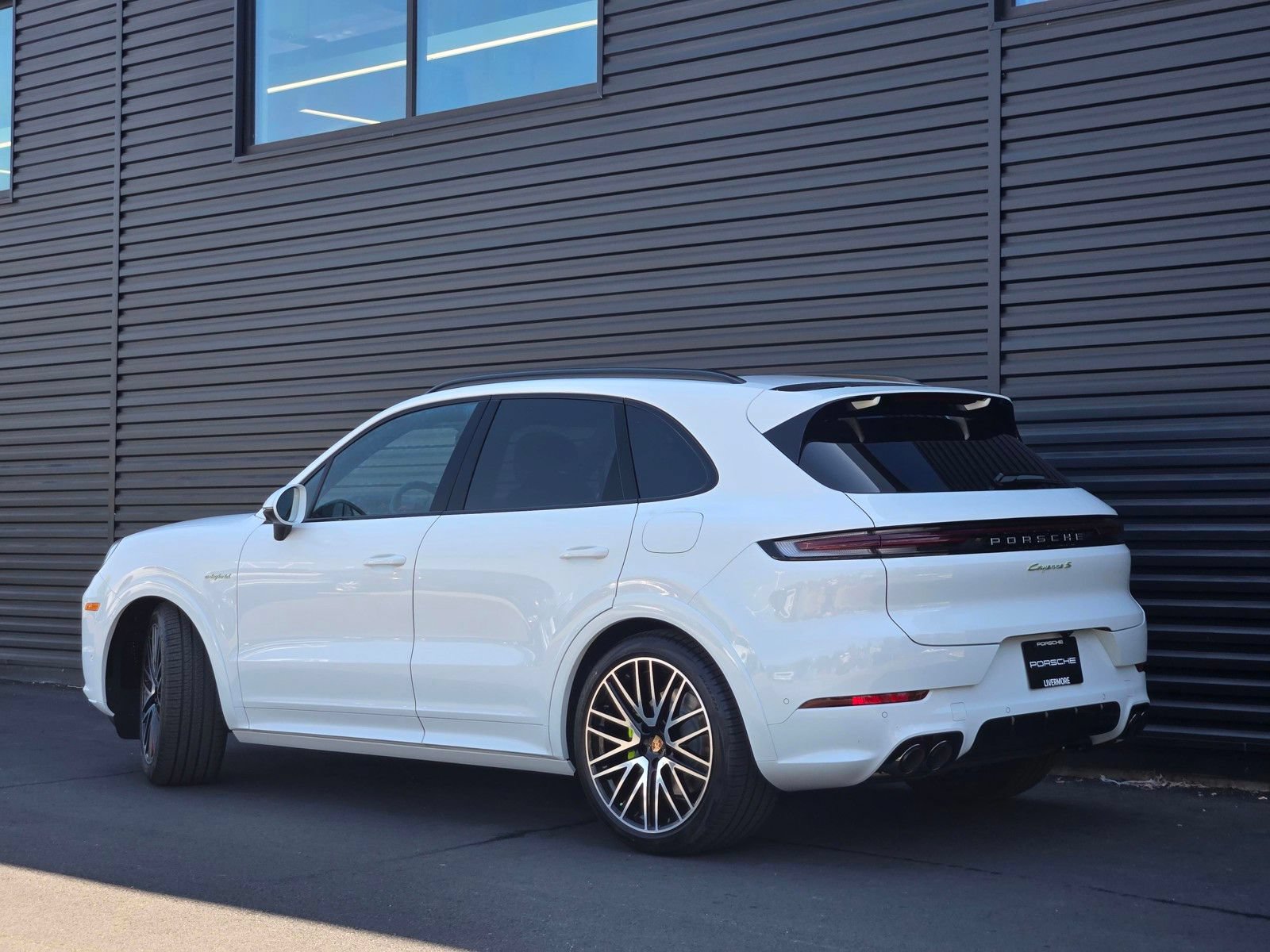 New 2025 Porsche Cayenne S AWD/4WD image 3
