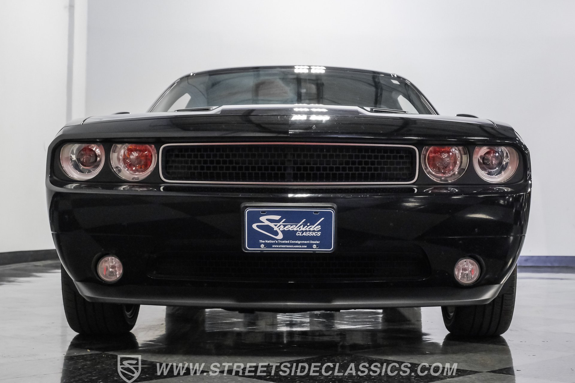 Used 2012 Dodge Challenger R/T RWD image 29