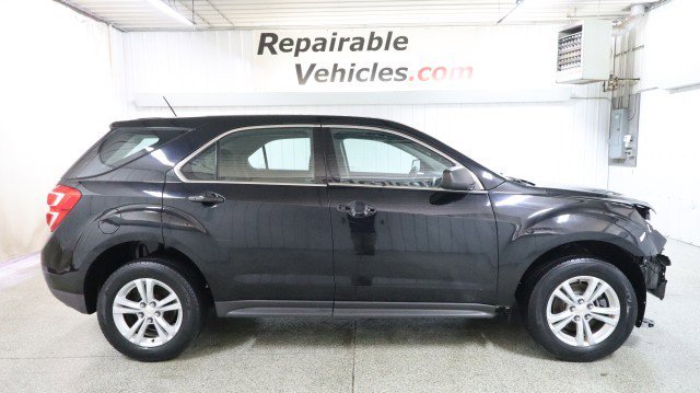 Used 2017 Chevrolet Equinox LS FWD image 4