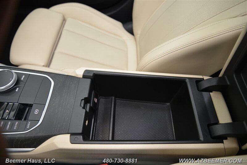 Used 2024 BMW 330i Sedan w/ M Sport Package RWD image 37