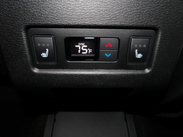 New 2025 Mitsubishi Outlander SEL image 22