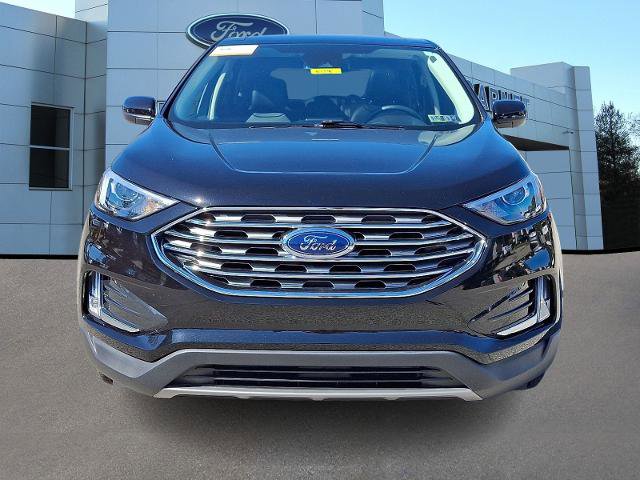 Certified 2022 Ford Edge SEL w/ Convenience Package image 2
