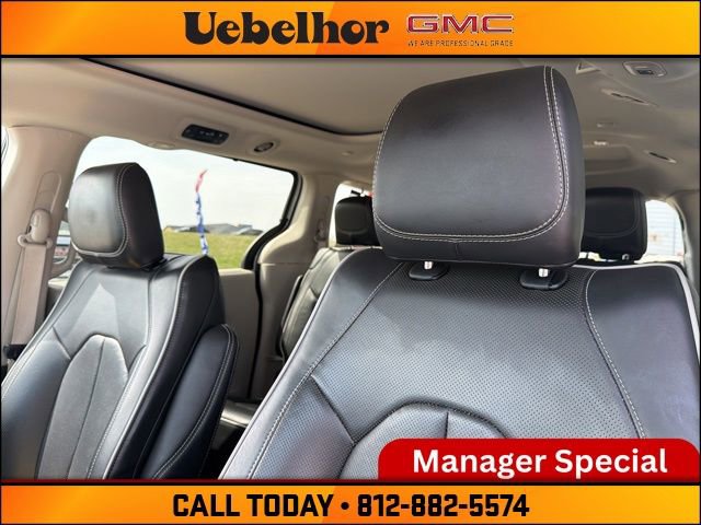 Used 2024 Chrysler Pacifica Limited FWD image 26
