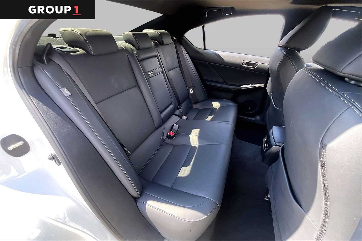 Used 2024 Lexus IS 300 w/ Premium Package RWD image 17