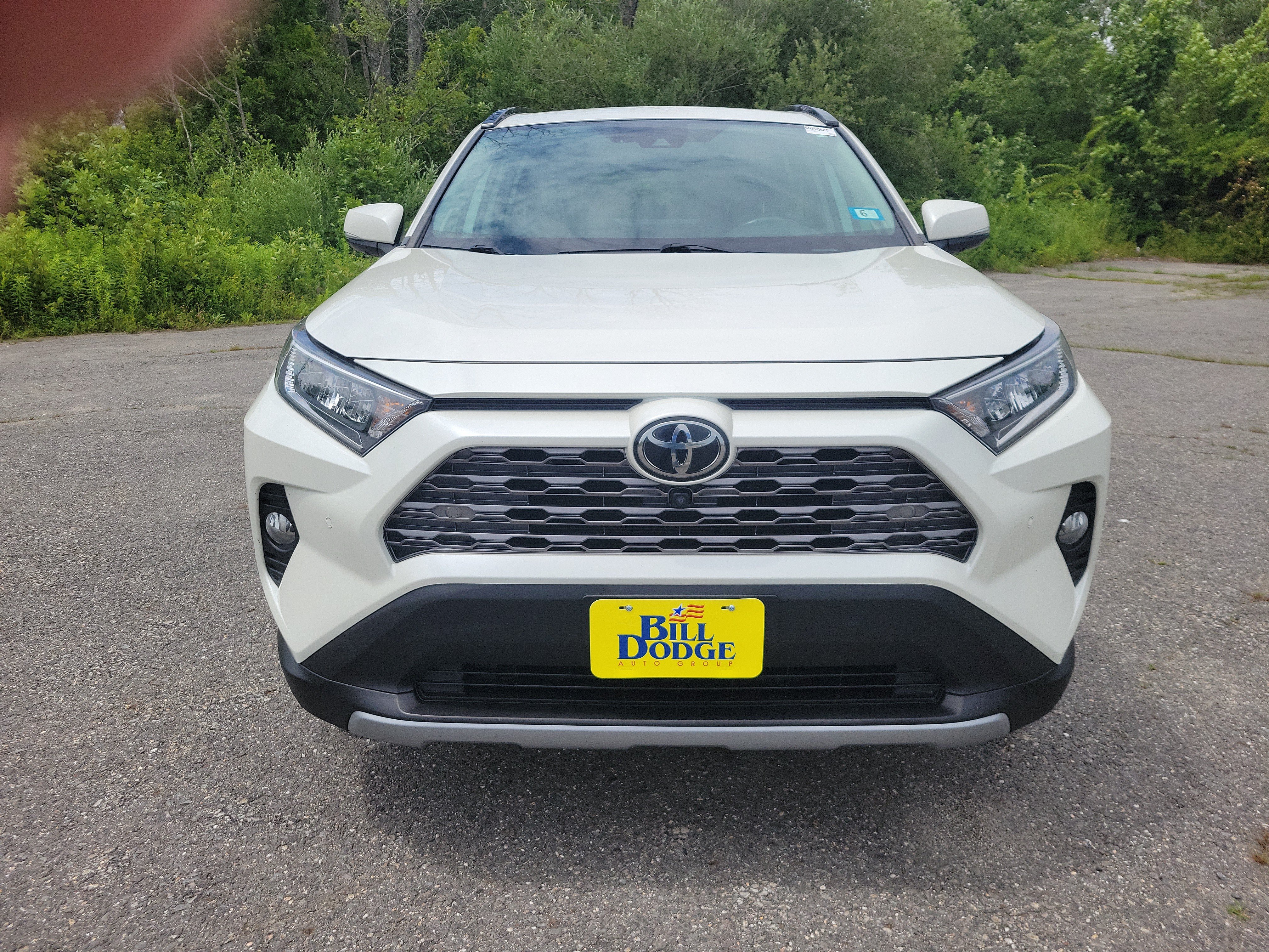 Used 2021 Toyota RAV4 Limited AWD/4WD image 2
