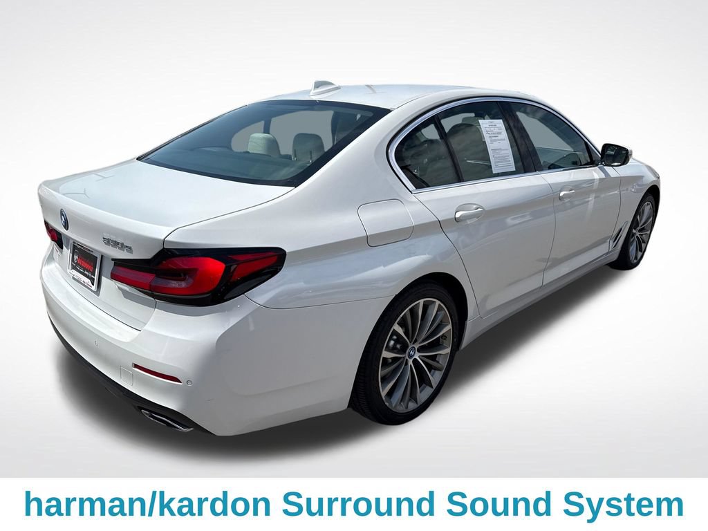 Used 2022 BMW 530e xDrive w/ Premium Package AWD/4WD image 6