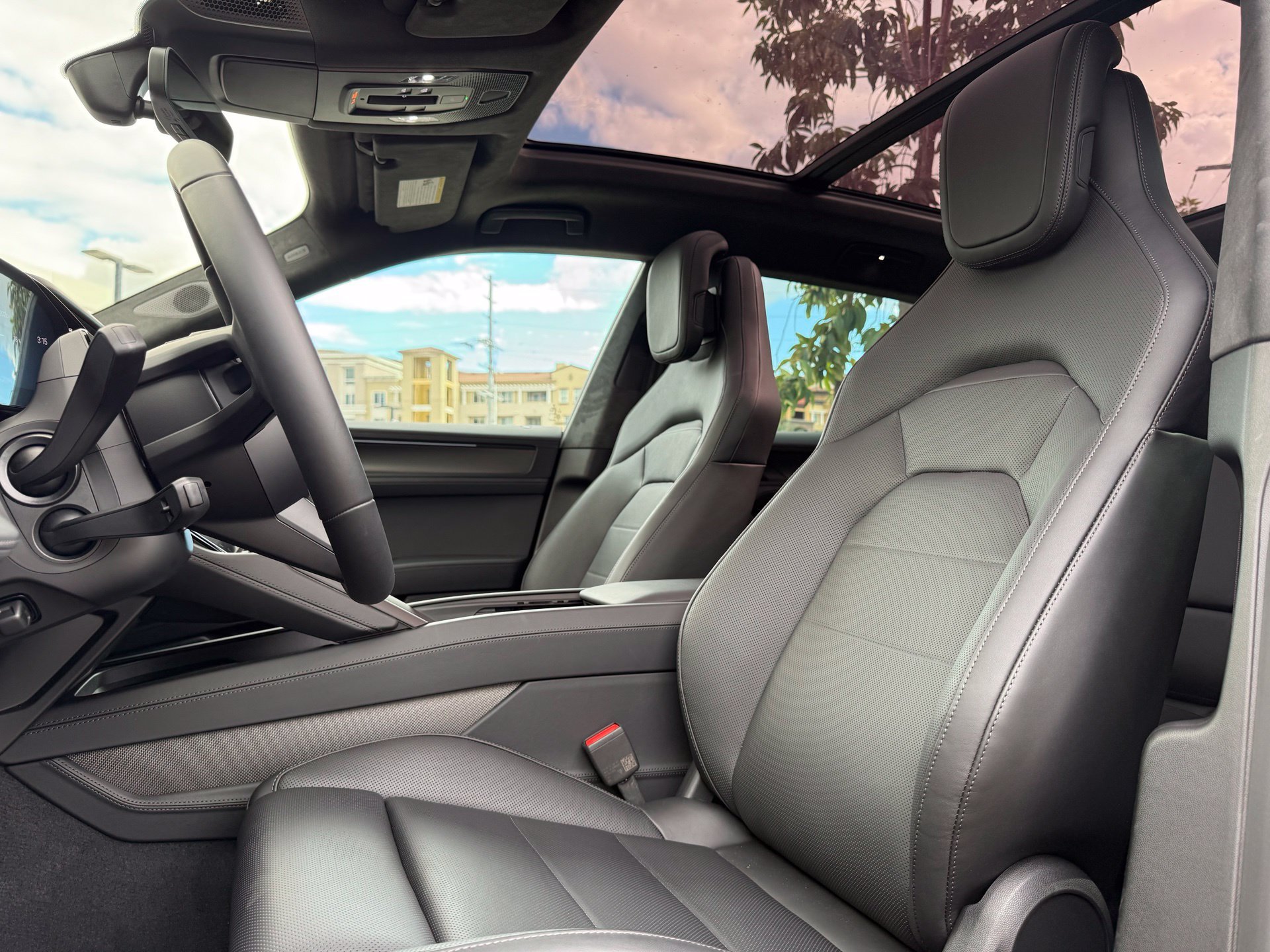 New 2026 Porsche Cayenne Turbo AWD/4WD image 5