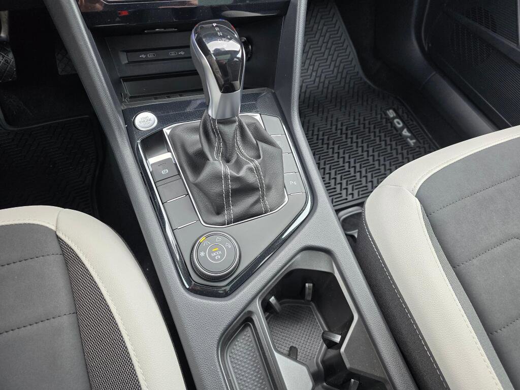 New 2026 Volkswagen Taos SE image 34