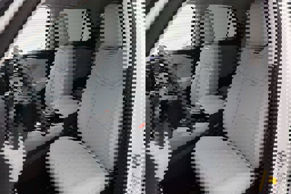 Used 2026 Ford Explorer Platinum w/ LUX Leather Package image 17