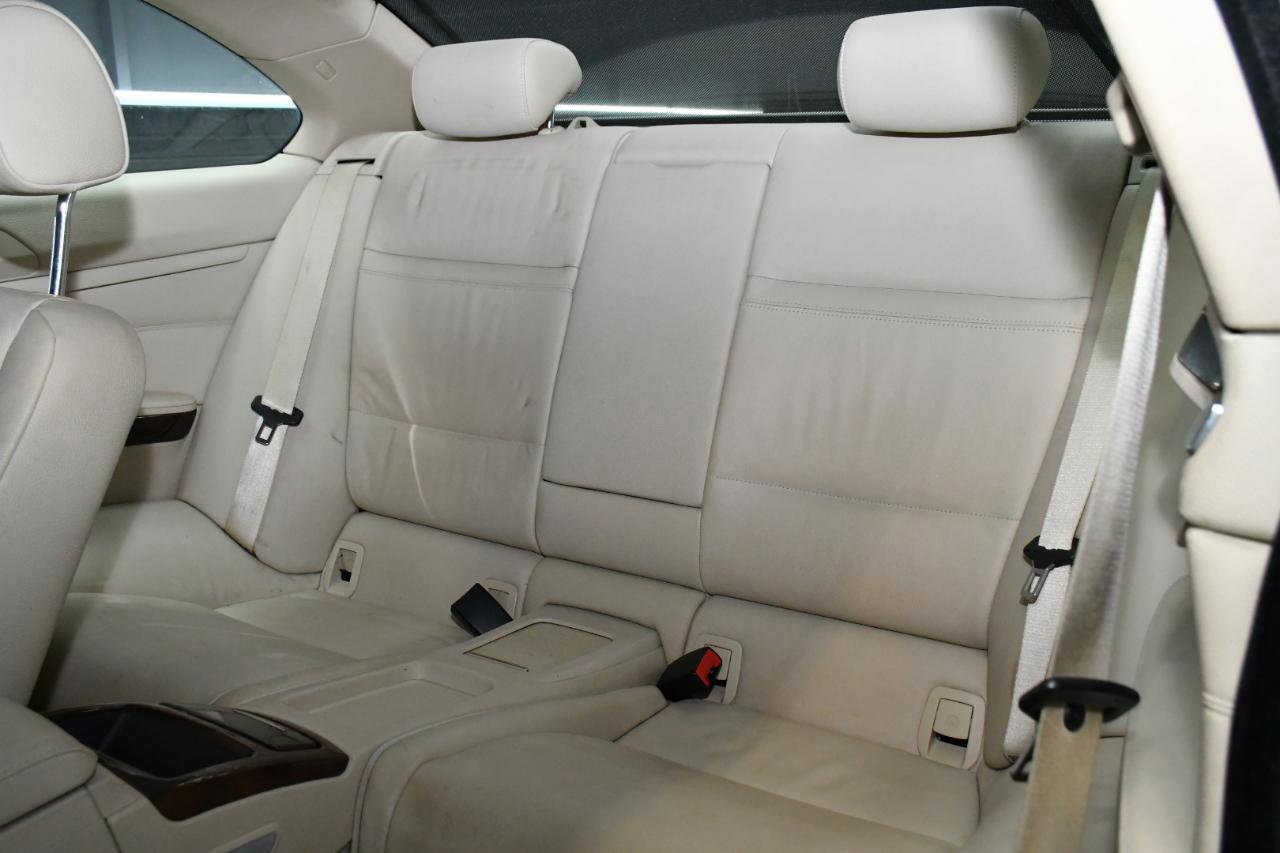 Used 2011 BMW 335i Coupe image 27