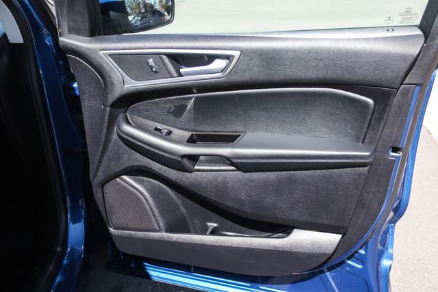 Used 2020 Ford Edge SEL w/ Convenience Package image 37