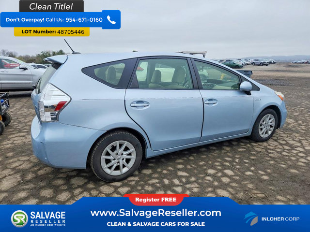 Used 2014 Toyota Prius V Three image 4