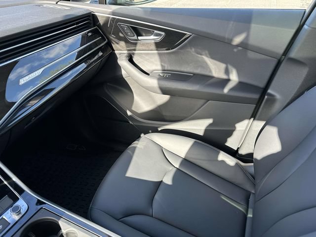 Certified 2026 Audi Q7 2.0T Premium w/ Convenience Plus Package AWD/4WD image 33